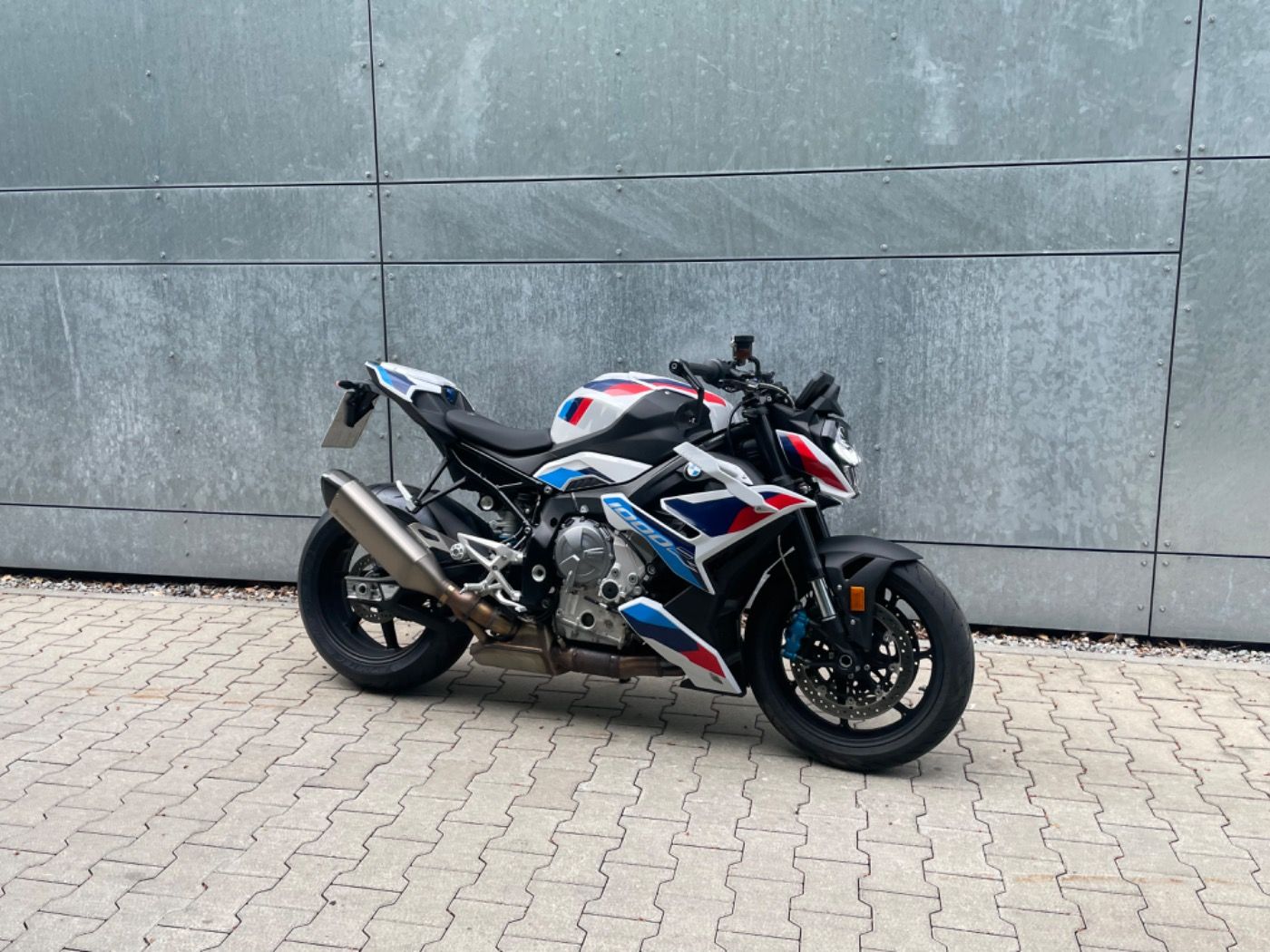 Fahrzeugabbildung BMW M 1000 R