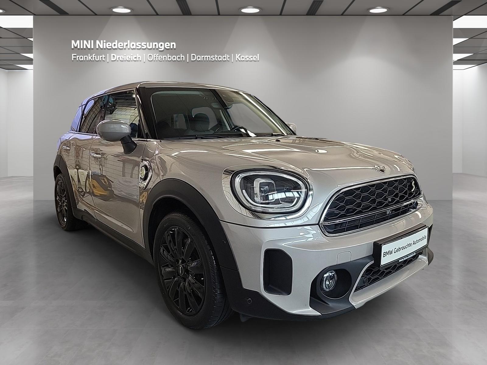 MINI Cooper SE ALL4 Countryman Navi Kamera LED