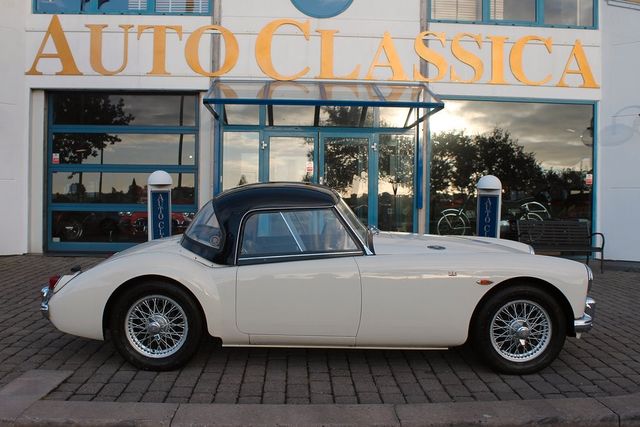 MG MGA 1500 Roadster