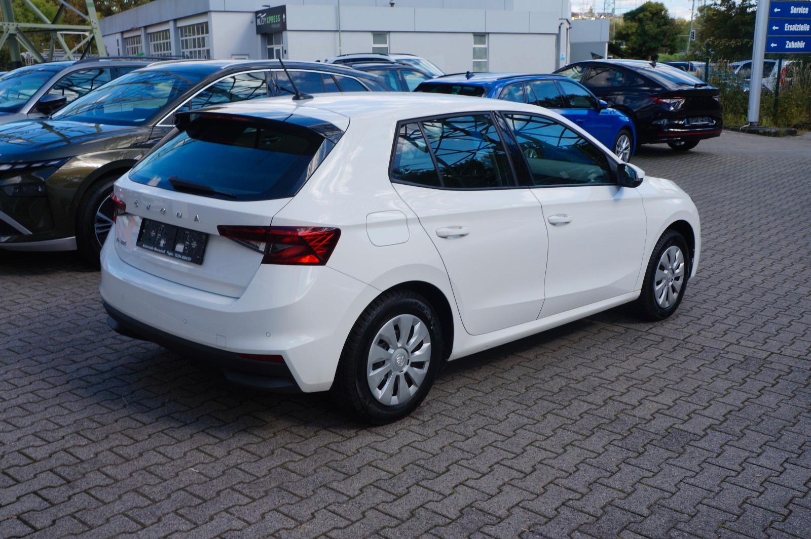 Skoda Fabia Active*LED*PDC*KLIMA*SHZ*SMARTLINK*
