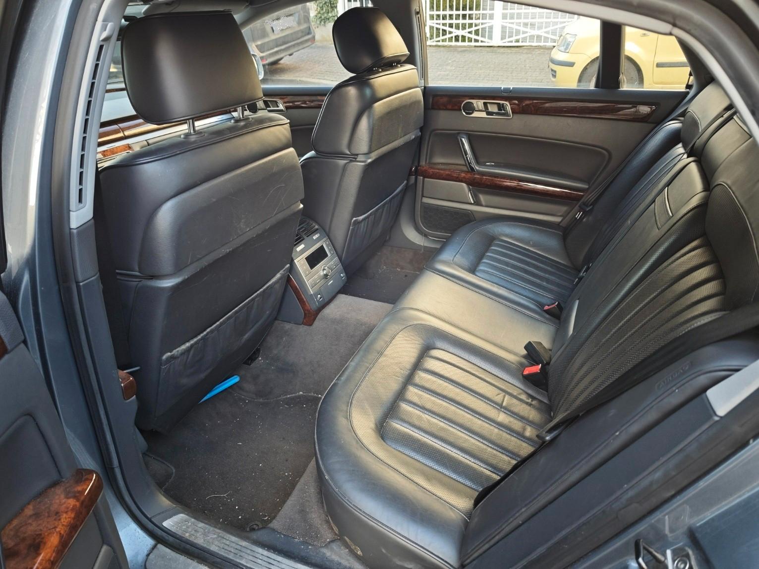 Volkswagen Phaeton 3.0 V6 TDI 4MOTION Tiptronic 5-Sitzer -