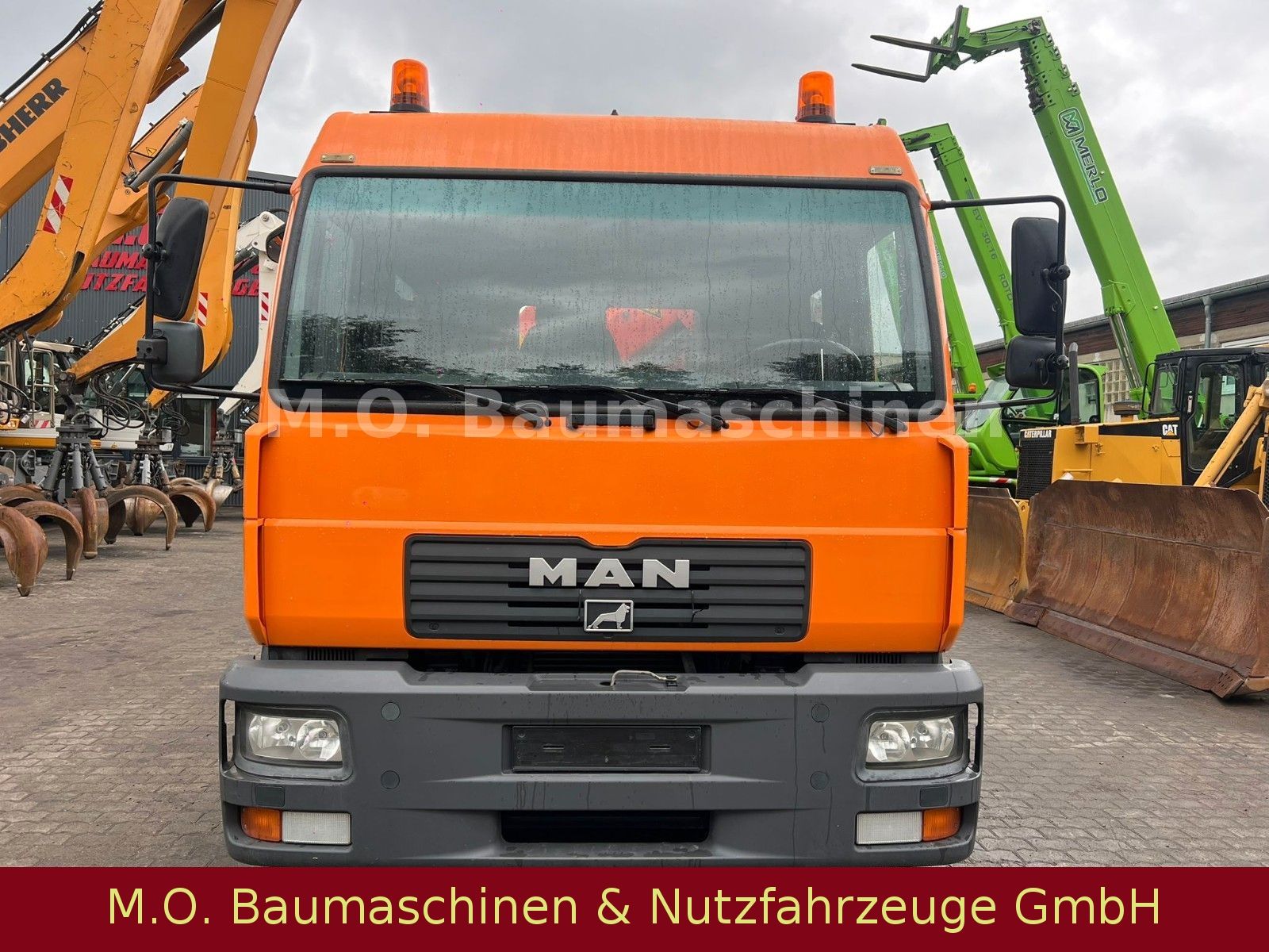 Fahrzeugabbildung MAN LE 14.220/Palfinger PK 12502/3.Seitenkipper/Doka