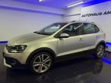 Volkswagen Polo V CrossPolo TEMPO PDC NAVI KLIMAAUT ALU-17 - mit Benzin-Antrieb: Beige, Limousine