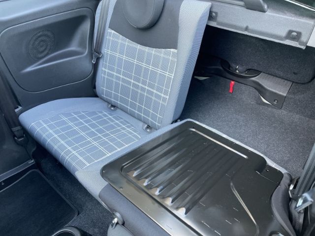 Fahrzeugabbildung Fiat 500C 1.2 Lounge Klimaanlage, Einparkhilfe