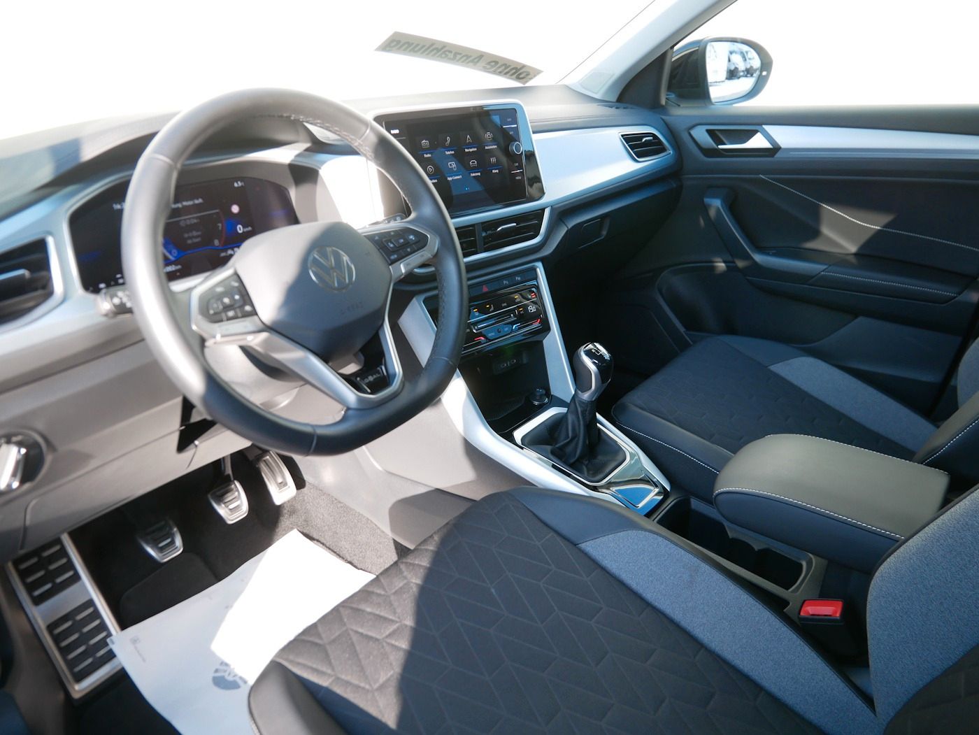 Fahrzeugabbildung Volkswagen T-Roc 1.0 TSI GOAL NEU35T ACC LED SHZ Allwetter