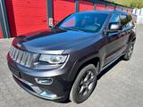 Jeep Grand Cherokee 3.0 CRD Summit | 1. Hand | E - Jeep Grand Cherokee Summit mit Diesel-Antrieb