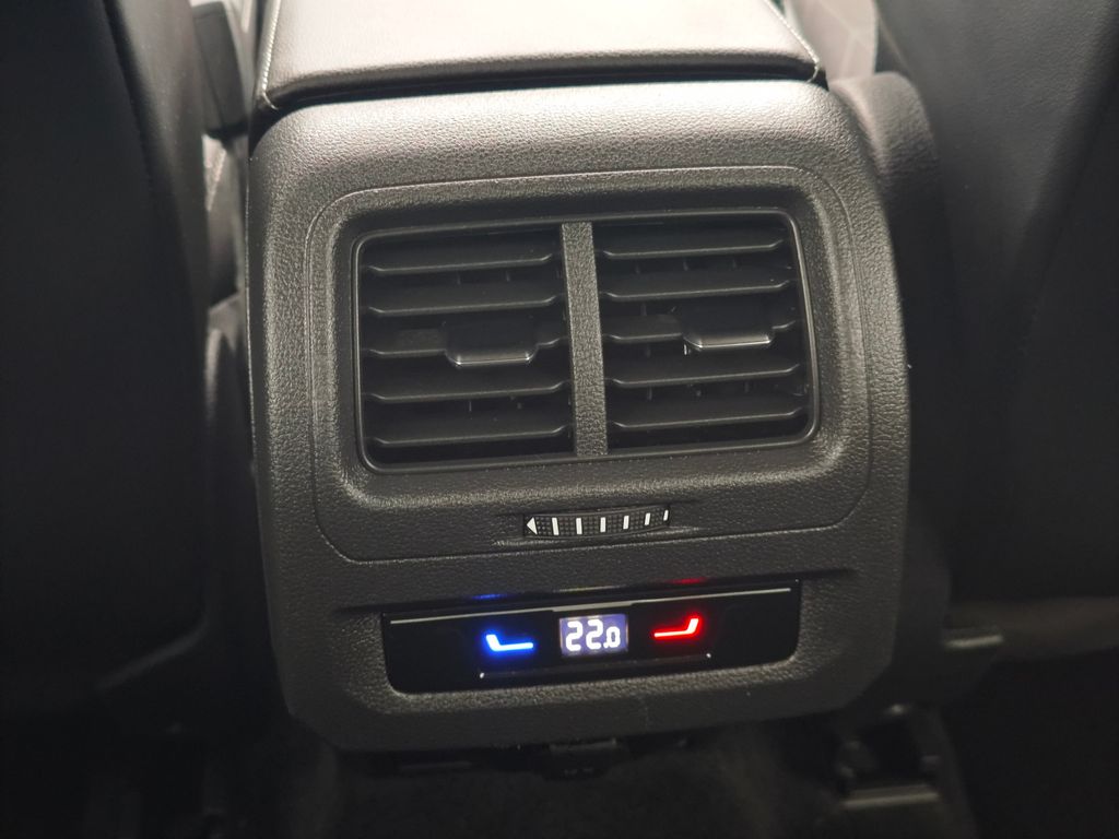 VW Touran Comfortline 150PS # 7-Sitzer # ACC # NAVI VW Touran Comfortline 150PS # 7-Sitzer # ACC # NAVI