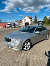 Mercedes-Benz CLK 320 (W209)  Stilvoller ... - Mercedes-Benz CLK 320 aus 2002