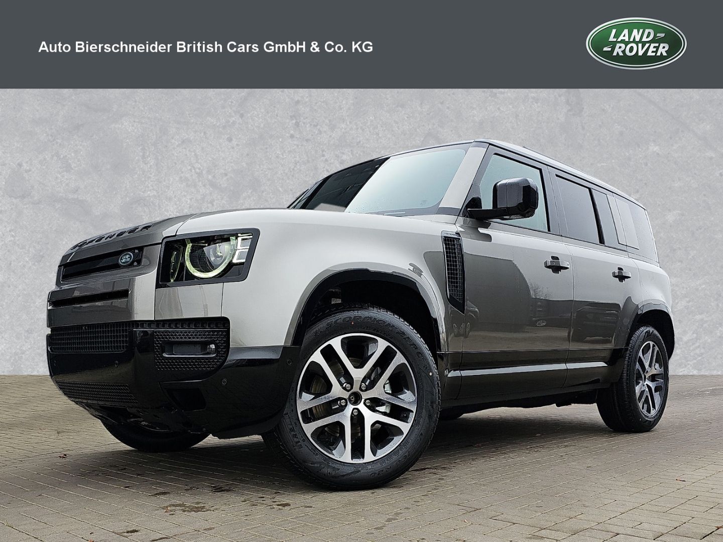 Land Rover Defender 110 D250 X-Dynamic SE