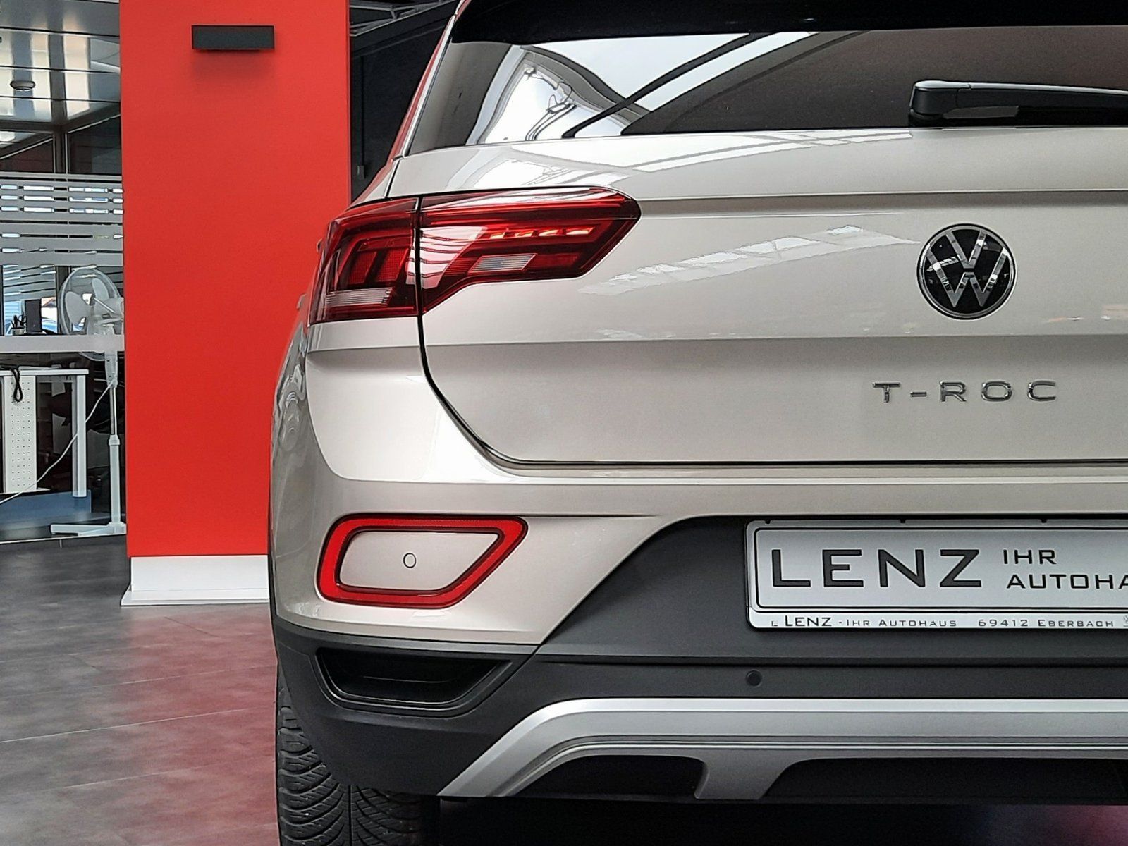 Fahrzeugabbildung Volkswagen T-Roc Move TSI *Standhzg*Cam*Navi*PDC*LED*ACC*