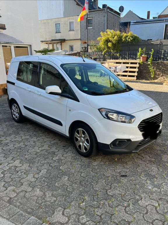 Image of Ford Transit Courier