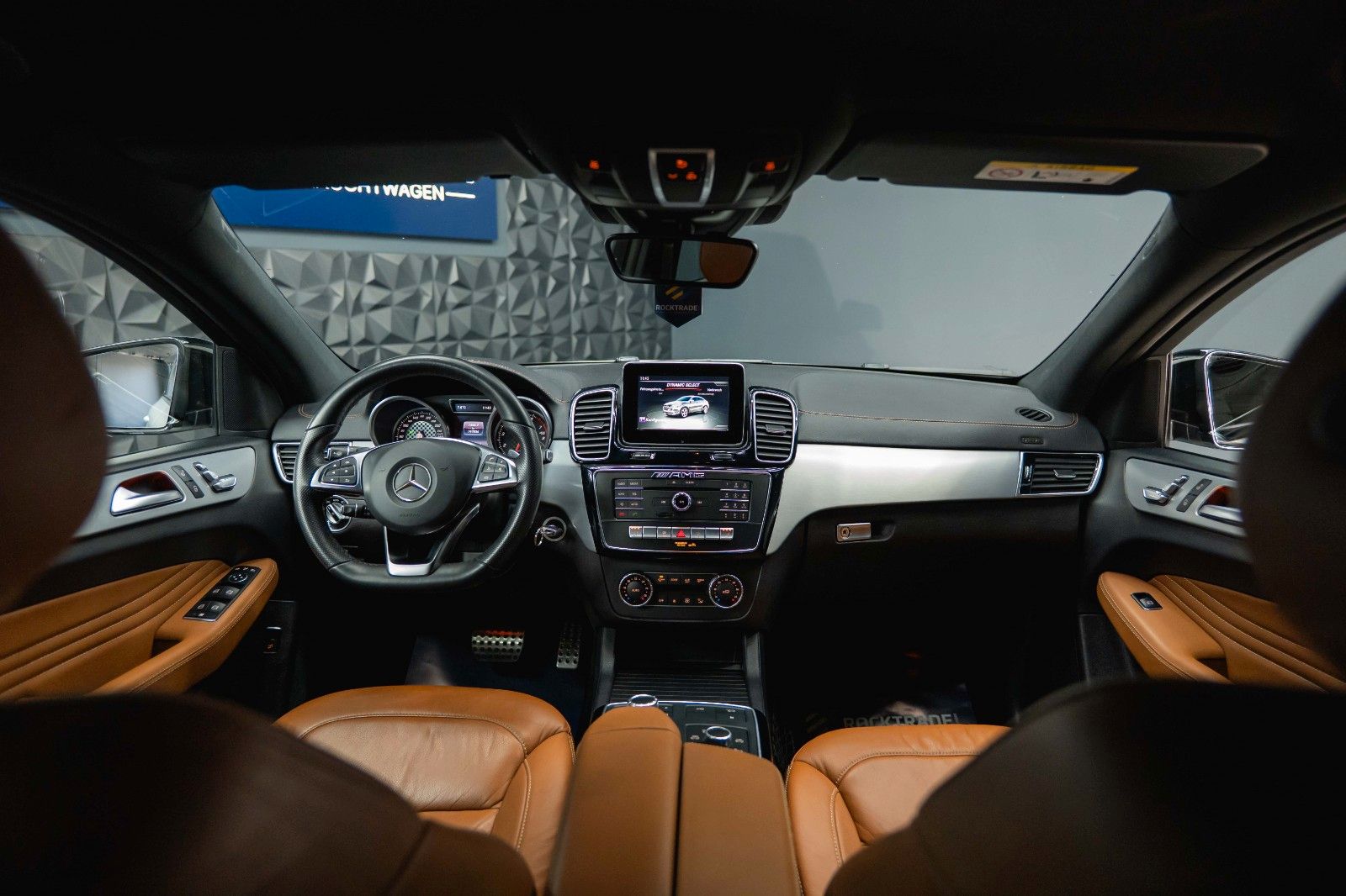 Fahrzeugabbildung Mercedes-Benz GLE 43 AMG Coupe Night-Paket *LED*Kamera*