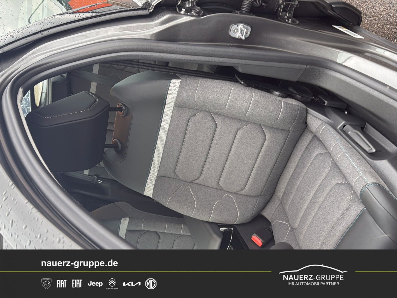 Fahrzeugabbildung Citroën C4 Lim. Plus
