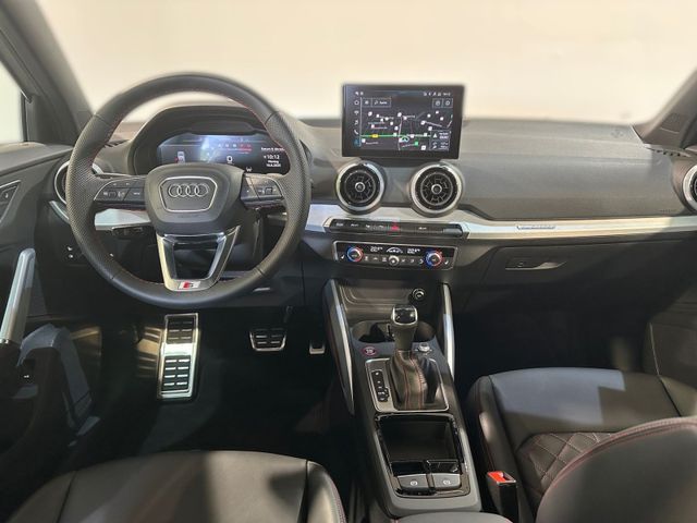 SQ2 TFSI QUATT MATRIX+NAVI+AHK+PANO+KAMERA+LEDER