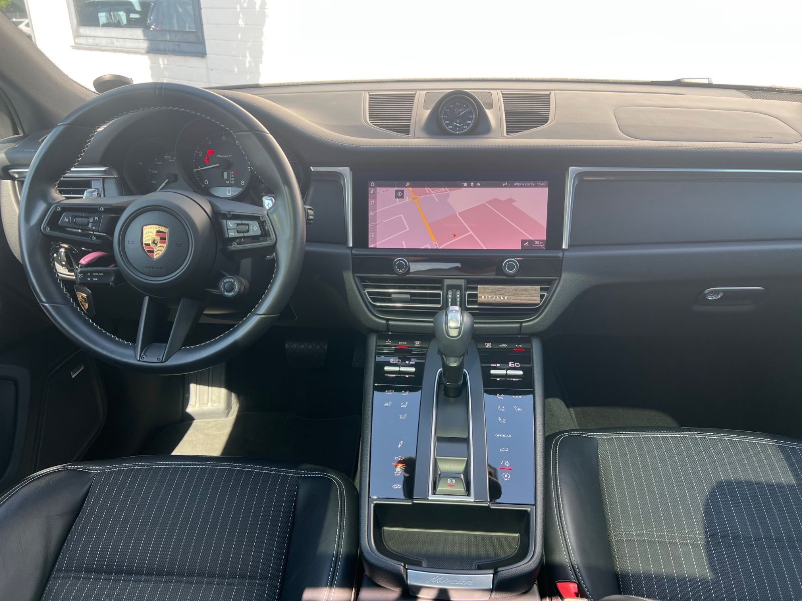 Porsche Macan T*SPORT-CHRONO*LUFTFED*PANO*APPROVED072028 foto 14