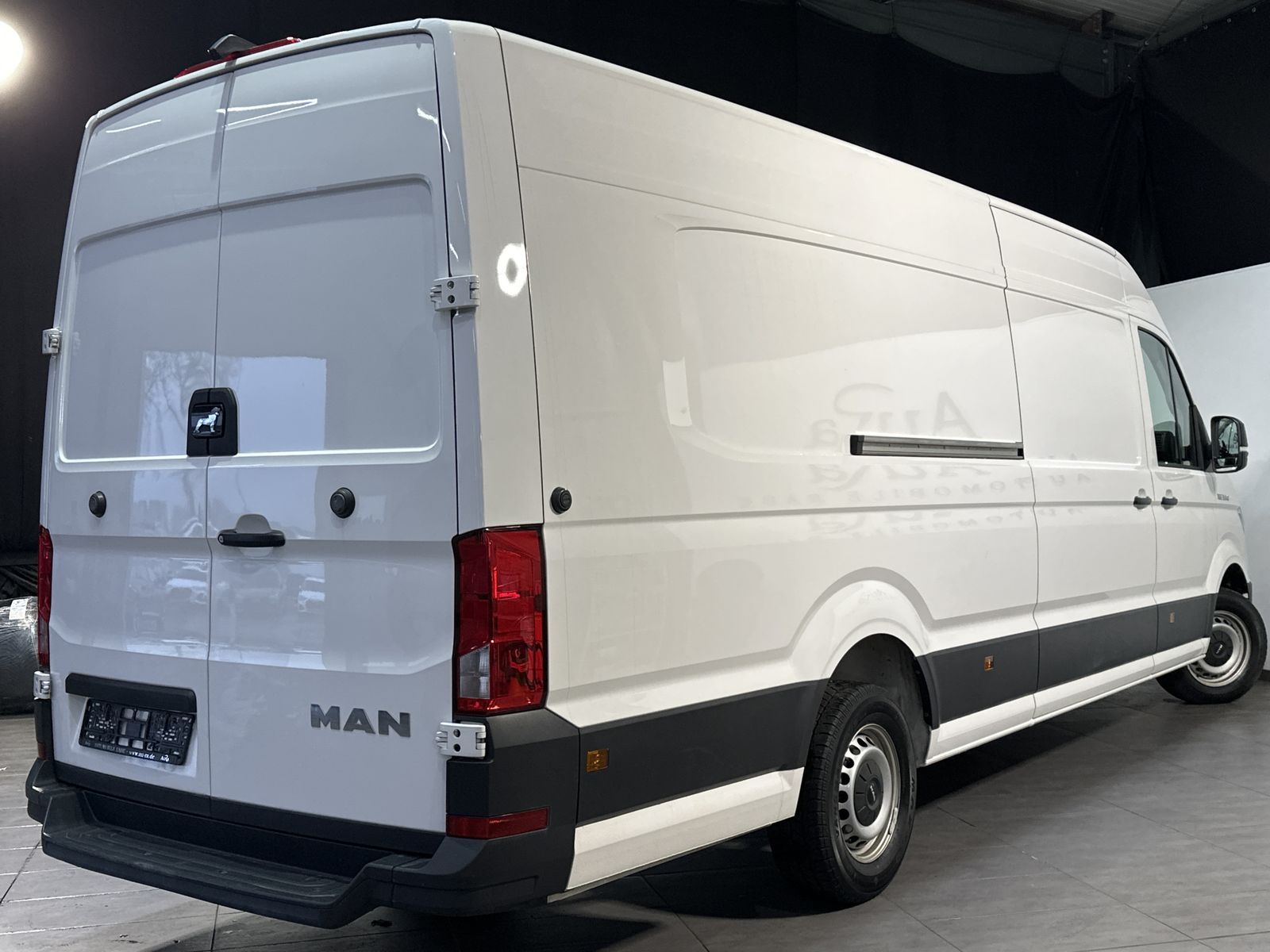 Fahrzeugabbildung MAN TGE 3.140 4X2F Kasten FWD KAMERA+DAB+CARPLAY+1HD
