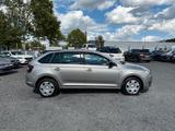 Skoda Rapid Spaceback Ambition/TÜV NEU - mit Benzin-Antrieb: Beige, Panorama-Dach, Kombi