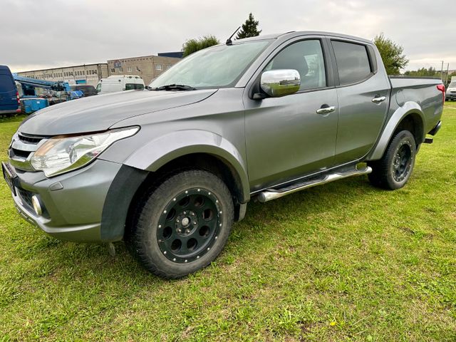 Mitsubishi L200 Plus Doppelkabine 4WD