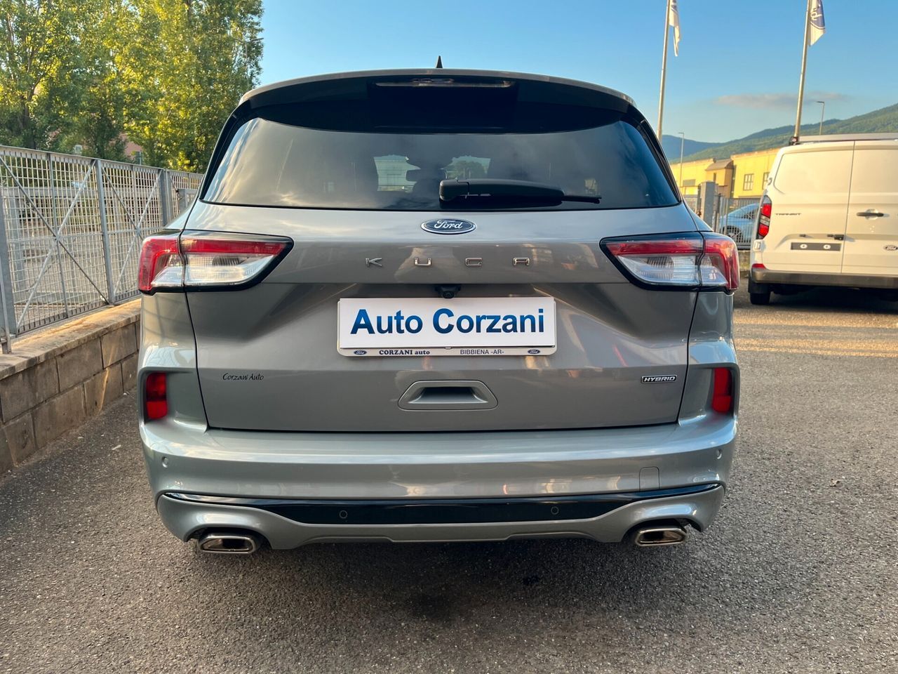 Ford Kuga 2.5 Full Hybrid 190 CV CVT 2WD ST-Line imagem 3