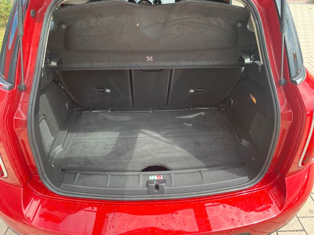 Fahrzeugabbildung MINI COOPER Countryman(Tüv&Insp.neu/1 Hand)