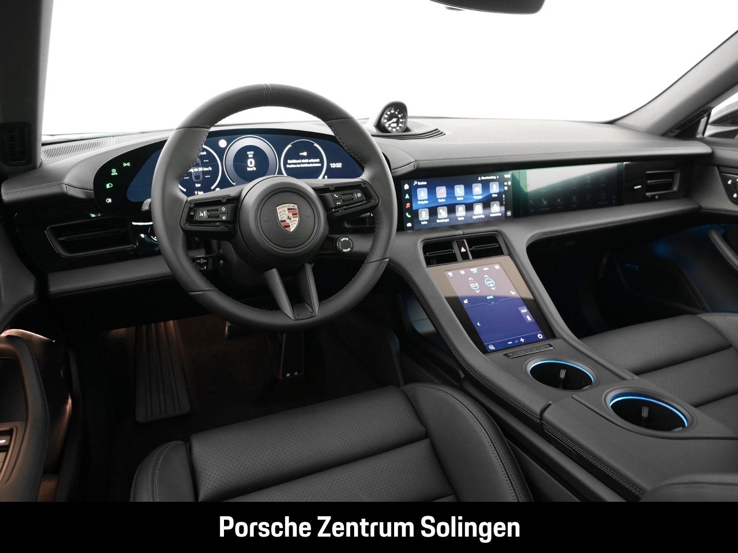 Porsche Taycan 4 Black Edition PANO SportDesign 21'' Bei foto 18