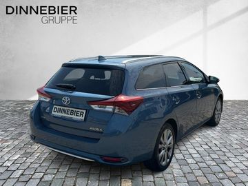 Toyota Auris - 5