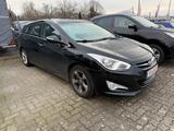 Hyundai i40 cw FIFA World Cup Edition - Hyundai i40: Fifa World Cup Edition