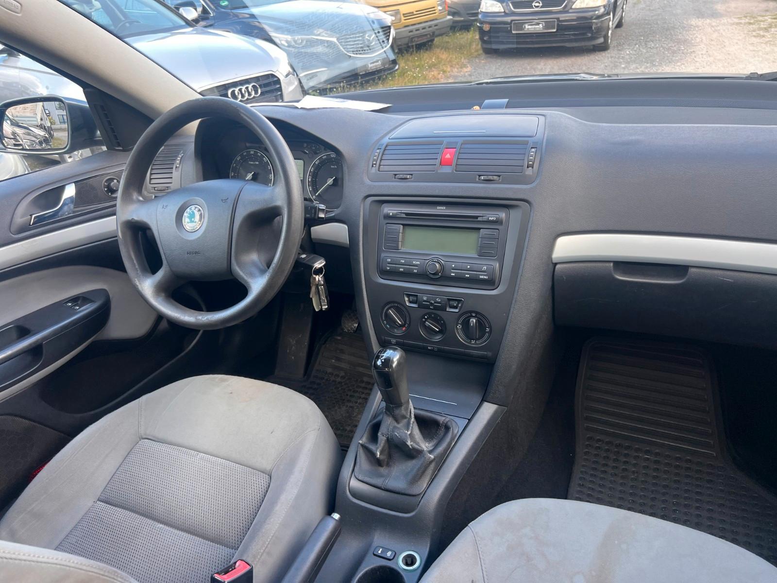 Skoda Octavia 2006 — photo 9