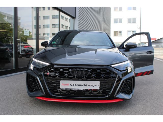 RS3 Sportback  Mtrx*Pano*SpAGA*B&O*Carbon*DesROT
