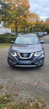 Nissan X-Trail 4x4 TEKNA 2.0 dCi DPF AUTO TEKNA - Nissan X-Trail: Limousine