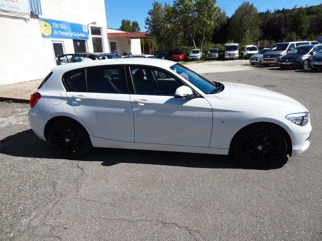 Fahrzeugabbildung BMW 118i/1.Hand/18-Zoll/PDC/57TKM/SitzH/Top-Zustand/
