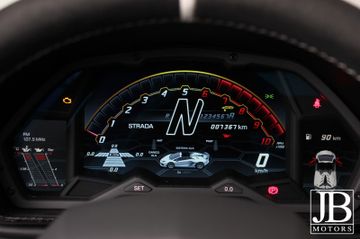 Fahrzeugabbildung Lamborghini Aventador SVJ Roadster