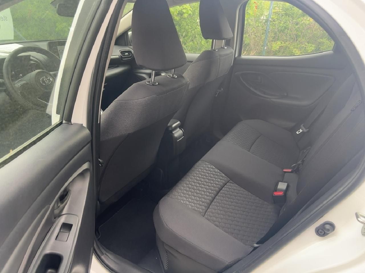 Fahrzeugabbildung Toyota Yaris Hybrid Team Deutschland