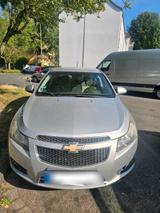Chevrolet chevrolet cruze Ls - Chevrolet Captiva in Essen