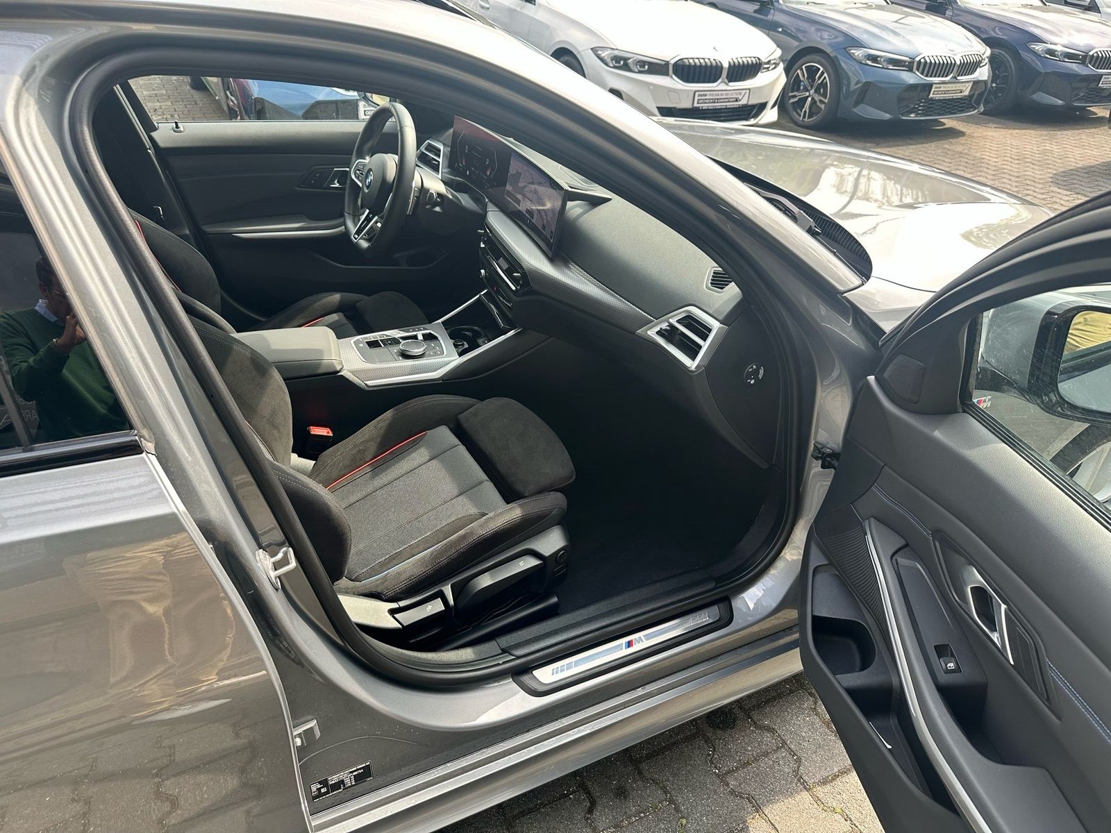 BMW 330 - Bild 18