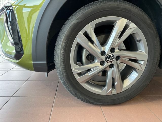 Fahrzeugabbildung Volkswagen Taigo 1.0 TSI R-Line BEATS GJR IQ.LIGHT NAVI