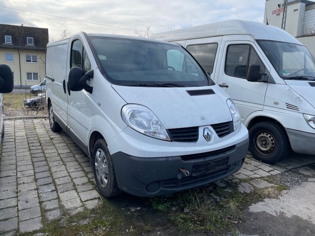 Renault Trafic Kasten L1H1 2,7t * Getriebeproblem