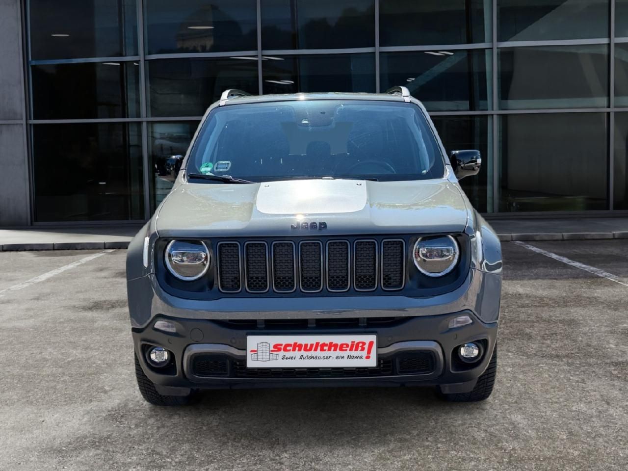Fahrzeugabbildung Jeep Renegade Trailhawk Plug-In-Hybrid 4xe
