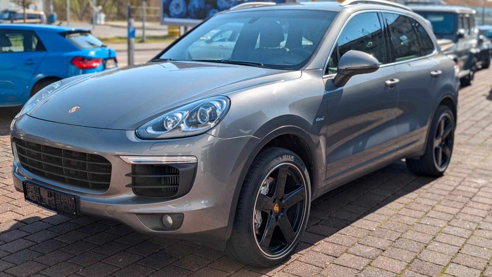 Porsche Cayenne S Diesel 8V,Panorama,Leder,AHK,facelift