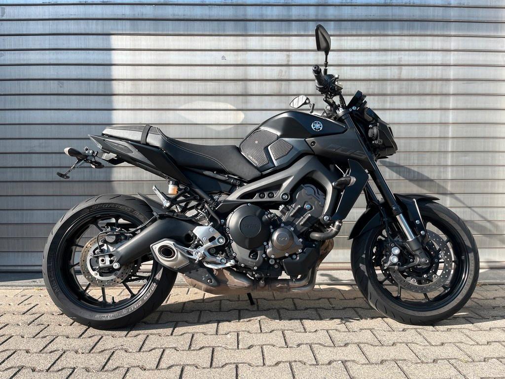 Yamaha MT-09 ABS viel Zubehör