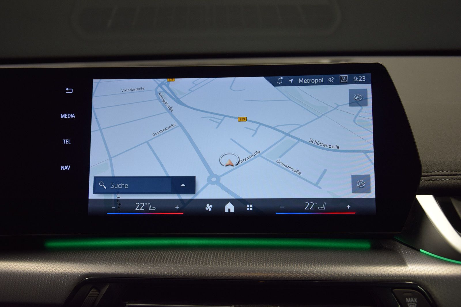 Fahrzeugabbildung BMW X1 18 i sDrive M Sport Pano H&k Memory ACC Leder
