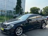 Mercedes-Benz C 350 Coupe AMG Sytling - Mercedes-Benz C 350 mit Benzin-Antrieb: Coupé