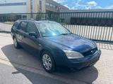 Ford Mondeo 2.0 Ghia - Ford Mondeo aus 2001: Kombi