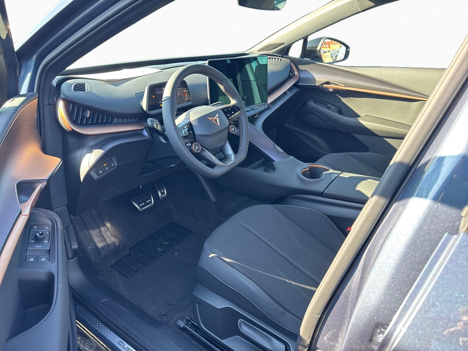 Cupra Tavascan - Bild 10