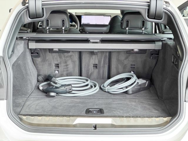 BMW 330 - Bild 16