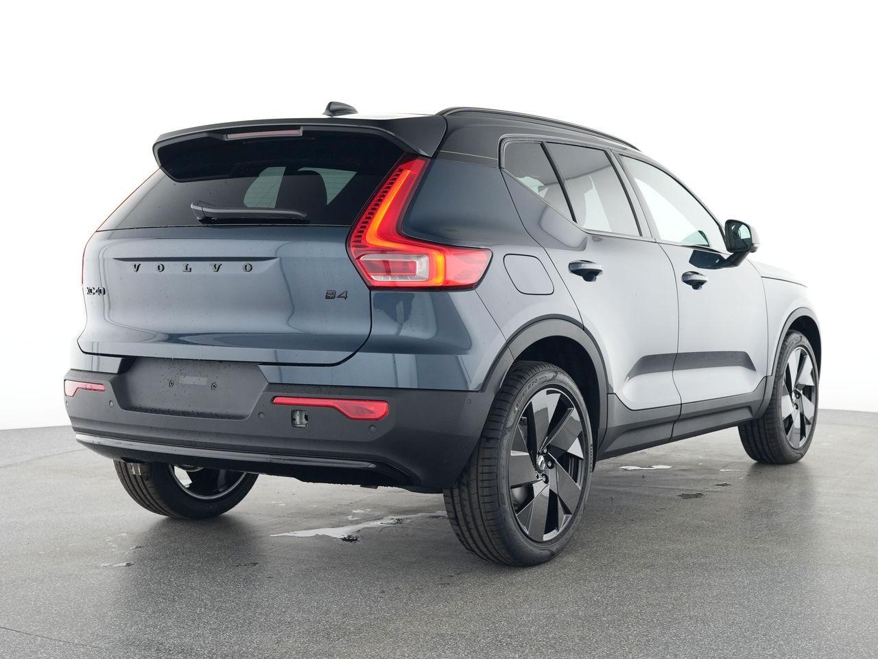 Volvo XC40 B4 Ultra Black Edition 2WD
