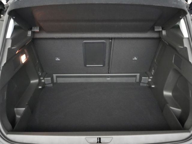 Grandland GS AT+NAVI+360 GRAD KAMERA+SITZ-/LENKR
