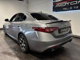Alfa Romeo Giulia 2.0 Turbo Super **Leder+Winter** - Alfa Romeo Giulia: Limousine, Super