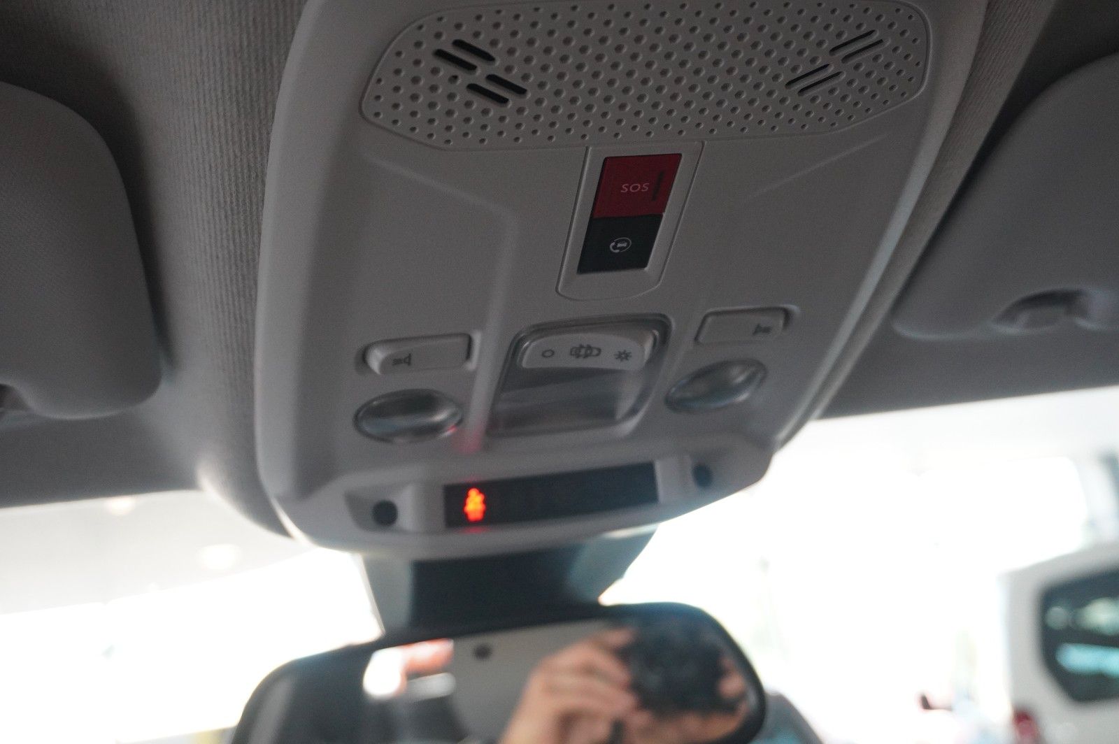 Fahrzeugabbildung Opel Mokka-e ELEGANCE 3-PHASIG NAVI/LED/KAMERA/DAB+