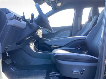 BYD Dolphin Surf 43kWh Boost Kamera+ACC+Navigation+